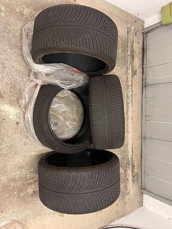Michelin Pneus & Roues: Winterreifen Michelin Pilot Alpine 5 – D'occasion à Winterthur par Alepep