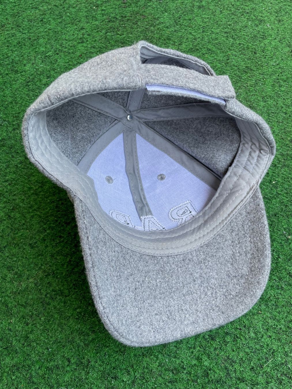 Copricapi, berretti & cappellini: 6 Panel cap Rap Wool Sz S – Usato da Zürich venduto da le_souk 4