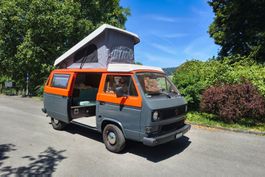 Volkswagen Typ 2 (T3) Camper mit Aufstelldach