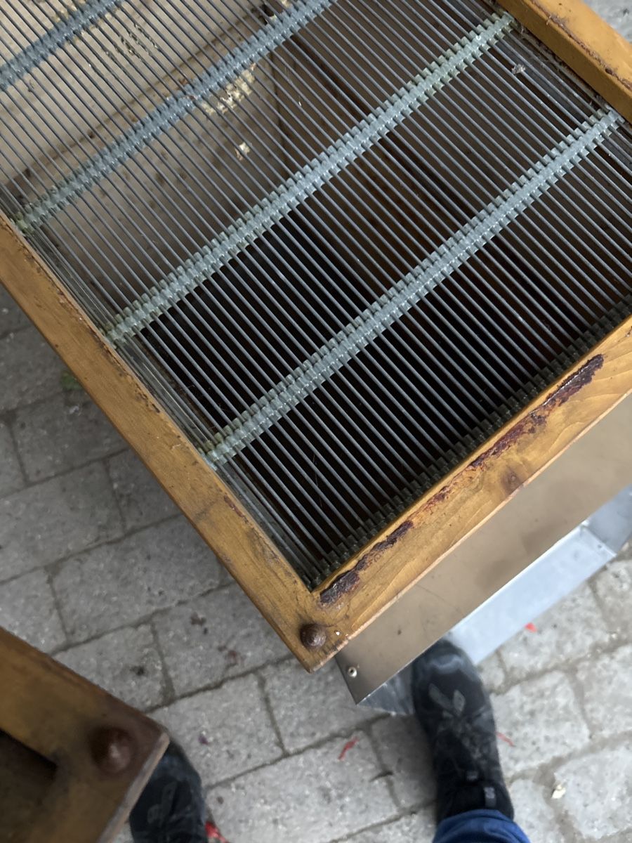 Alveari: Bienen Magazinbeute, CH-Mass – Usato da Zweisimmen venduto da FloBuc 3