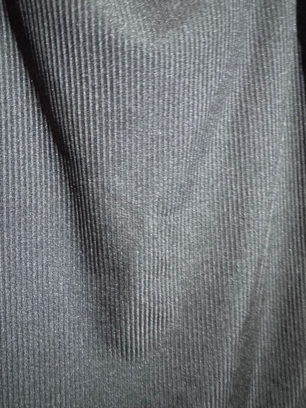 Top: Schwarzes Basic mit verstärkter Brust Gr. M – Nuovo (secondo la descrizione) da Grosswangen venduto da SALE_SALE_SALE 1