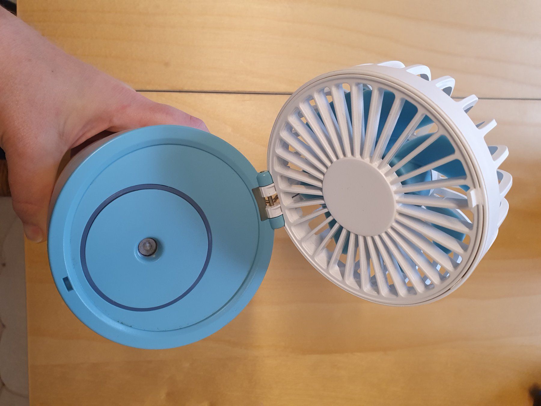 Ventilatori: Mini ventilatore – Usato da Langnau am Albis venduto da dav_n72f 3