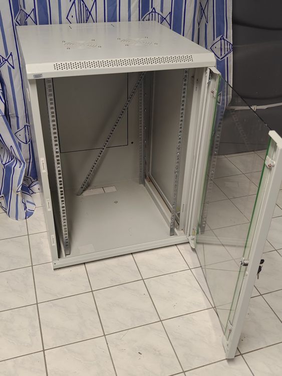 Digitus DN-19 16U-6/6 Wandschrank, Serverschrank 2