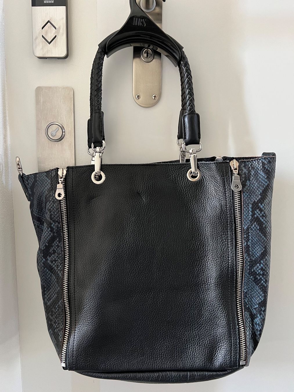 Taschen für Damen: Shopper – Gebraucht aus Herzogenbuchsee von LenaB65 1