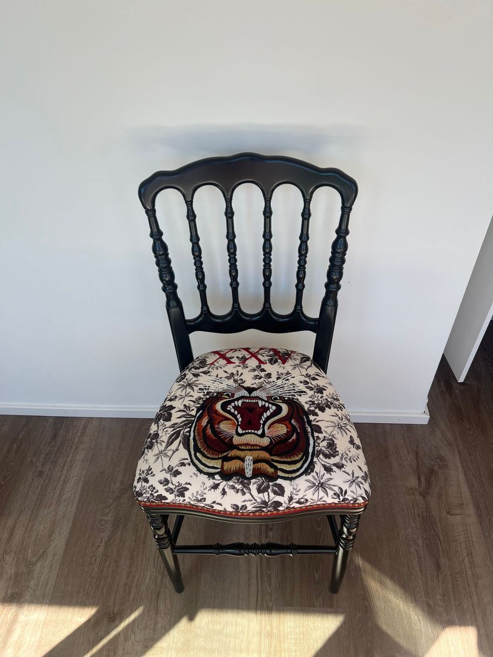 Gucci Stühle: Gucci chair – Gebraucht aus Zürich von MagicStuff007