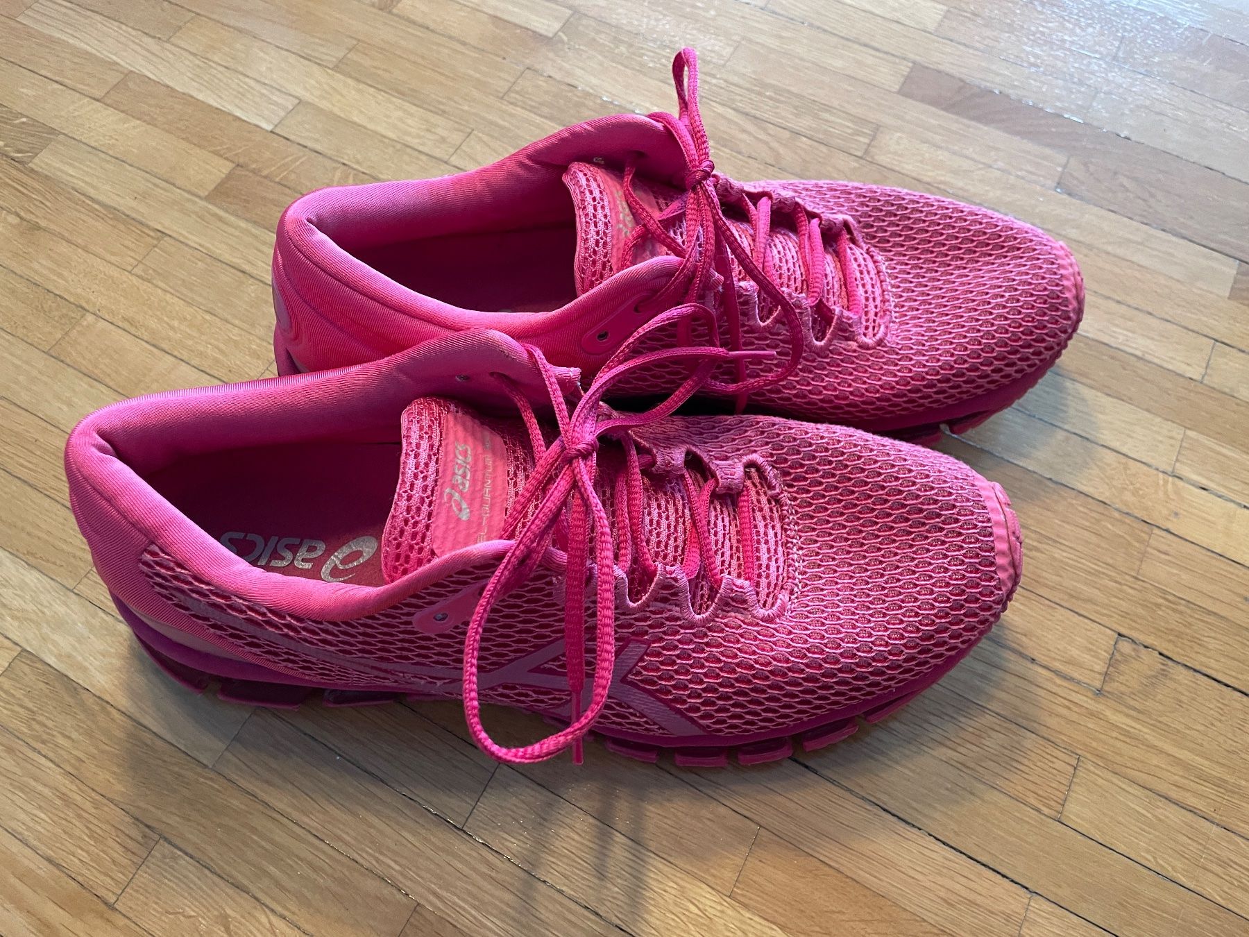Asics Damenschuhe: Asics Damen Laufschuhe pink 41.5 – Gebraucht aus Weinfelden von Tubbs2 1
