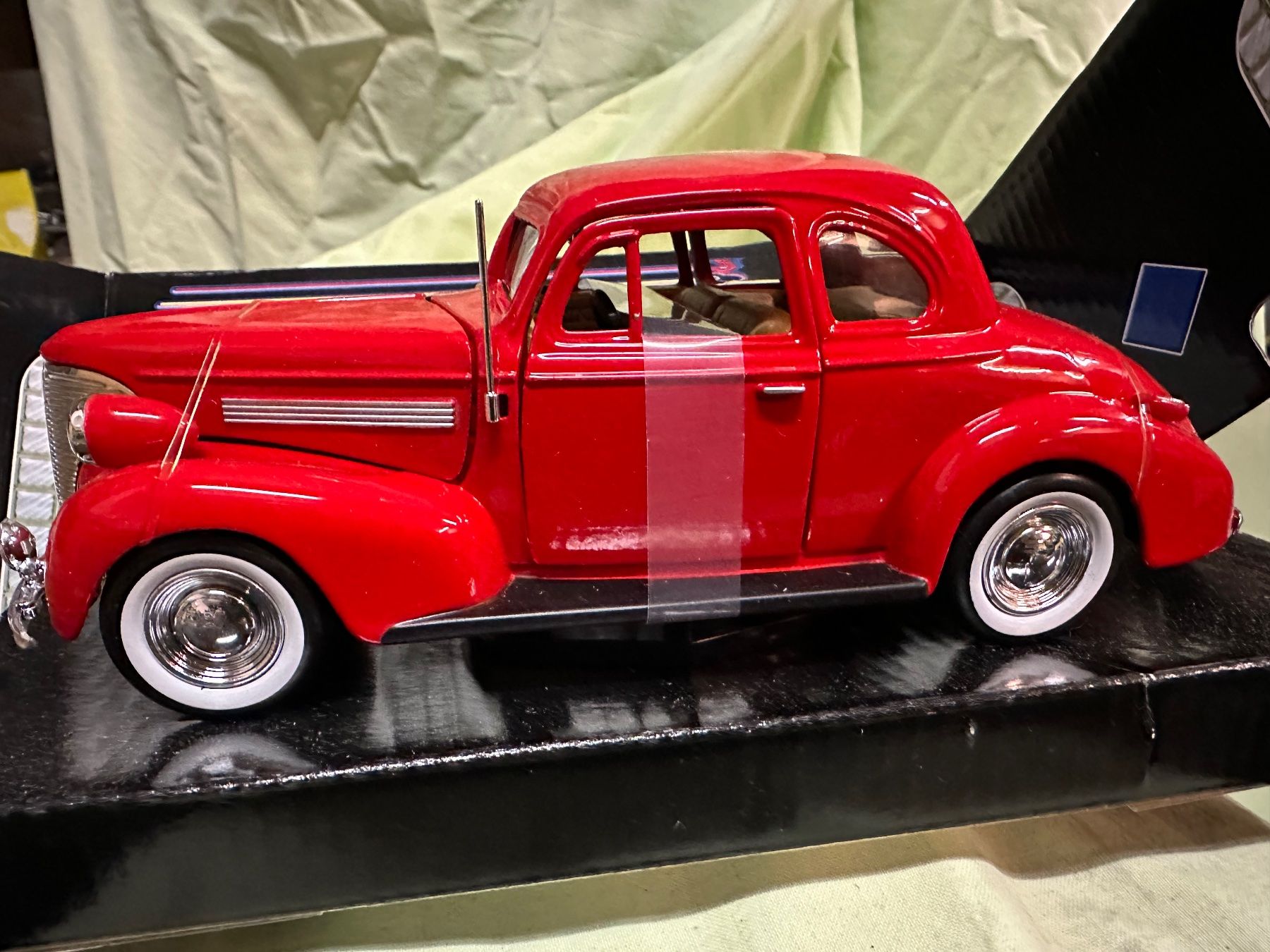 Chevrolet Modellini d'auto: Chevrolet 1939 Coupé hot rod oldtimer classic – Nuovo (secondo la descrizione) da Reinach AG venduto da rares75 1