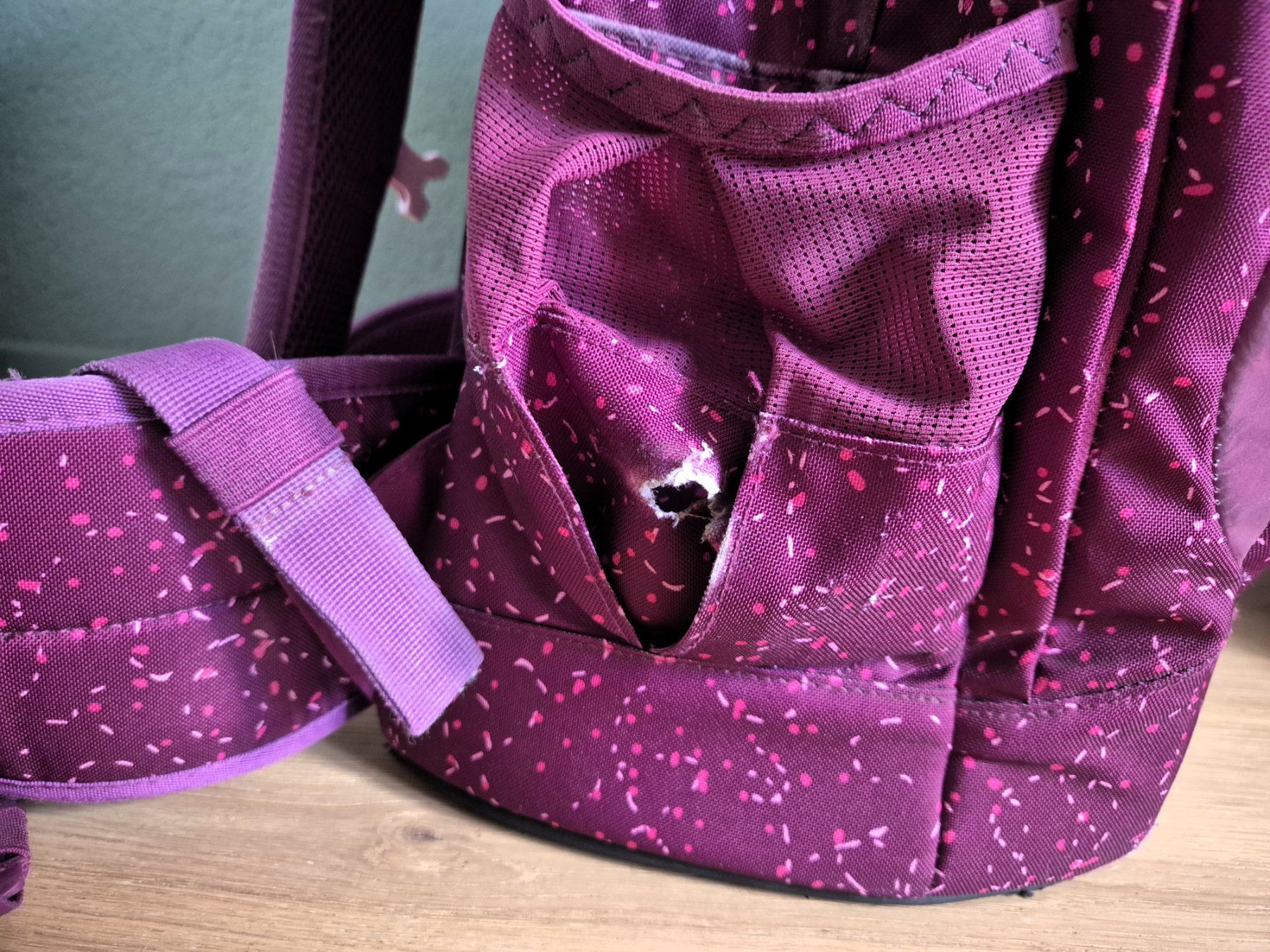 Satch Kindertaschen: Satch Schulrucksack lila mit Etui – Gebraucht aus Aarburg von Wobbler20 2