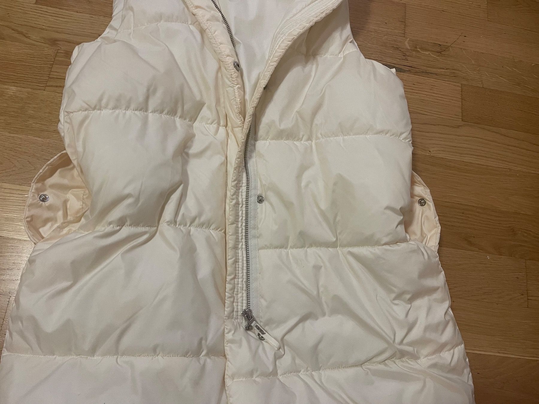 Only Gilets & Westen: ONLY Daunenweste Grösse S beige Winter warm – Neu (gemäss Beschreibung) aus Rüschlikon von Lajniii 9