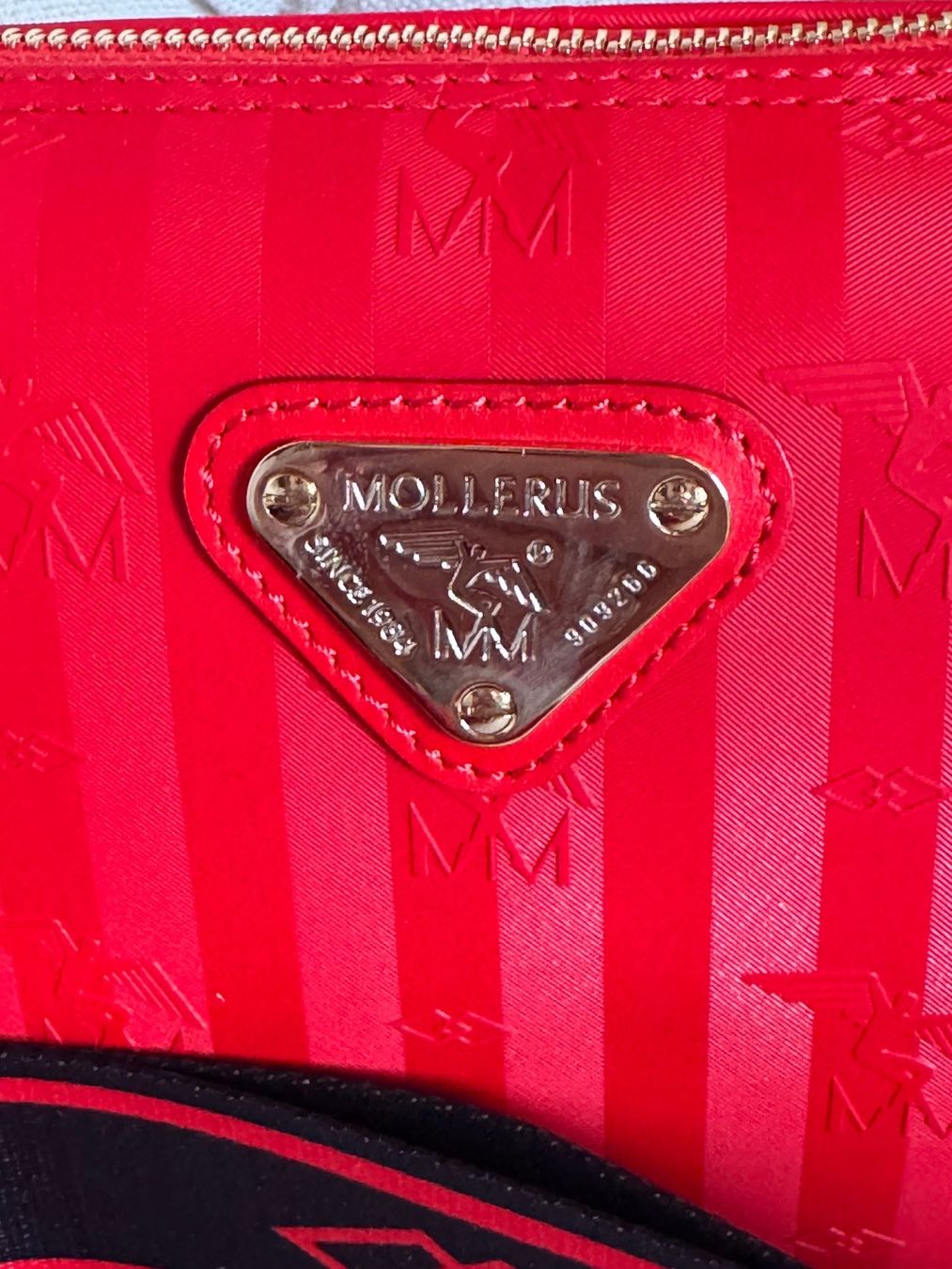 Maison Mollerus Borse da donna: Maison Mollerus Zell, Farbe Cherry rot, neu – Nuovo e nell'imballaggio originale da Grosswangen venduto da shoes.bags.and.co 2