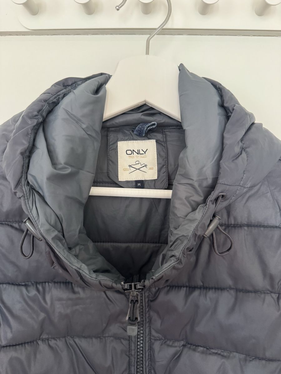 Only Jacken: Steppjacke ONLY dunkelblau – Gebraucht aus St. Gallen von BiancaL11 2