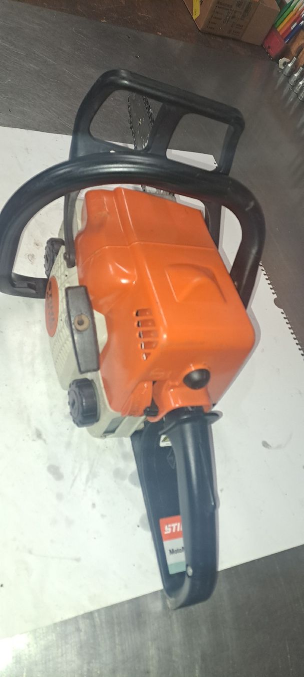 Stihl Seghe: Stihl MS170 Motorsäge, jg2018 – Usato da Bilten venduto da Zschweiz