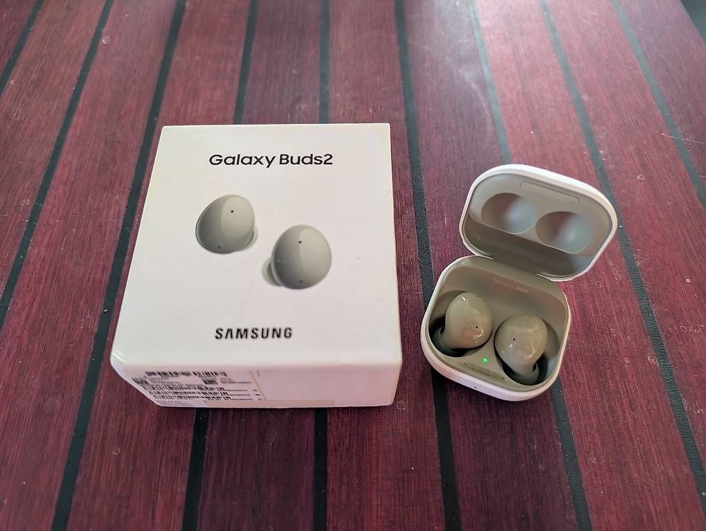 Samsung Kopfhörer: Samsung Galaxy Buds 2 tws Kopfhörer – Gebraucht aus Frauenfeld von Yuriy 1