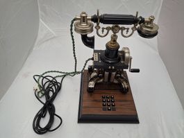 Telefon L.M. Ericsson Stockholm mit Kurbel