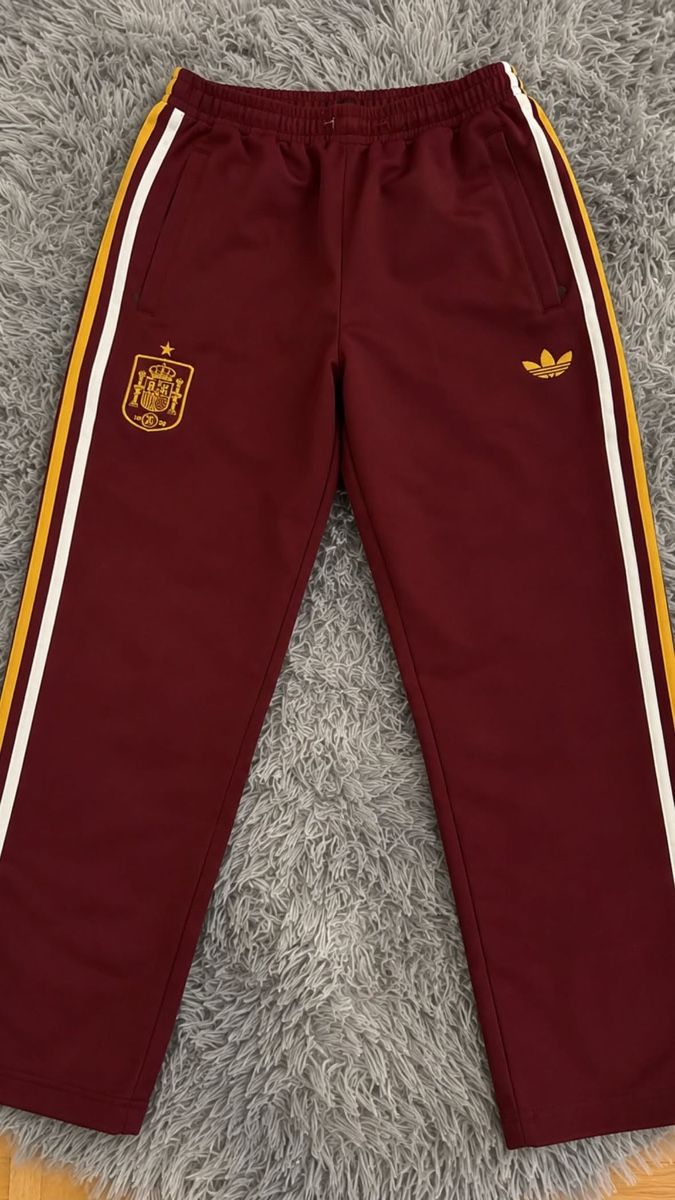 Adidas Pantalons: Spanien Trainerhose – Neuf (Voir description) à Basel par pau_s6pv