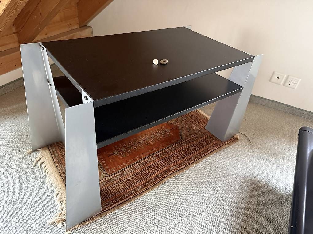 Mobili TV: TV-Board grau/schwarz – Usato da Illnau venduto da mei_8cyp 1