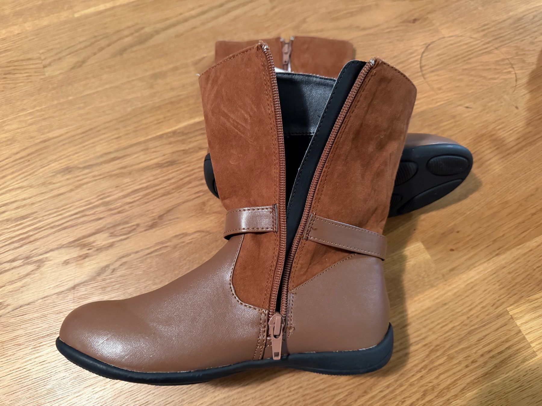 Scarpe per ragazze: Neue braune Mädchen Stiefel, Grösse 34 – Nuovo e nell'imballaggio originale da Bettlach venduto da Tradenet100 4