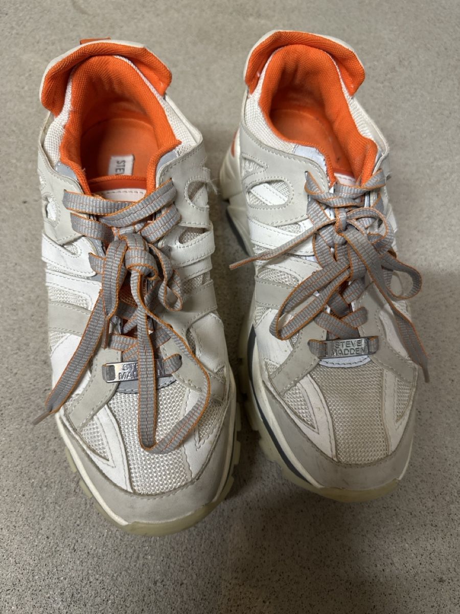 Steve Madden Scarpe da donna: Steve Madden Damen Turnschuhe – Usato da Hausen AG venduto da Nah5yj
