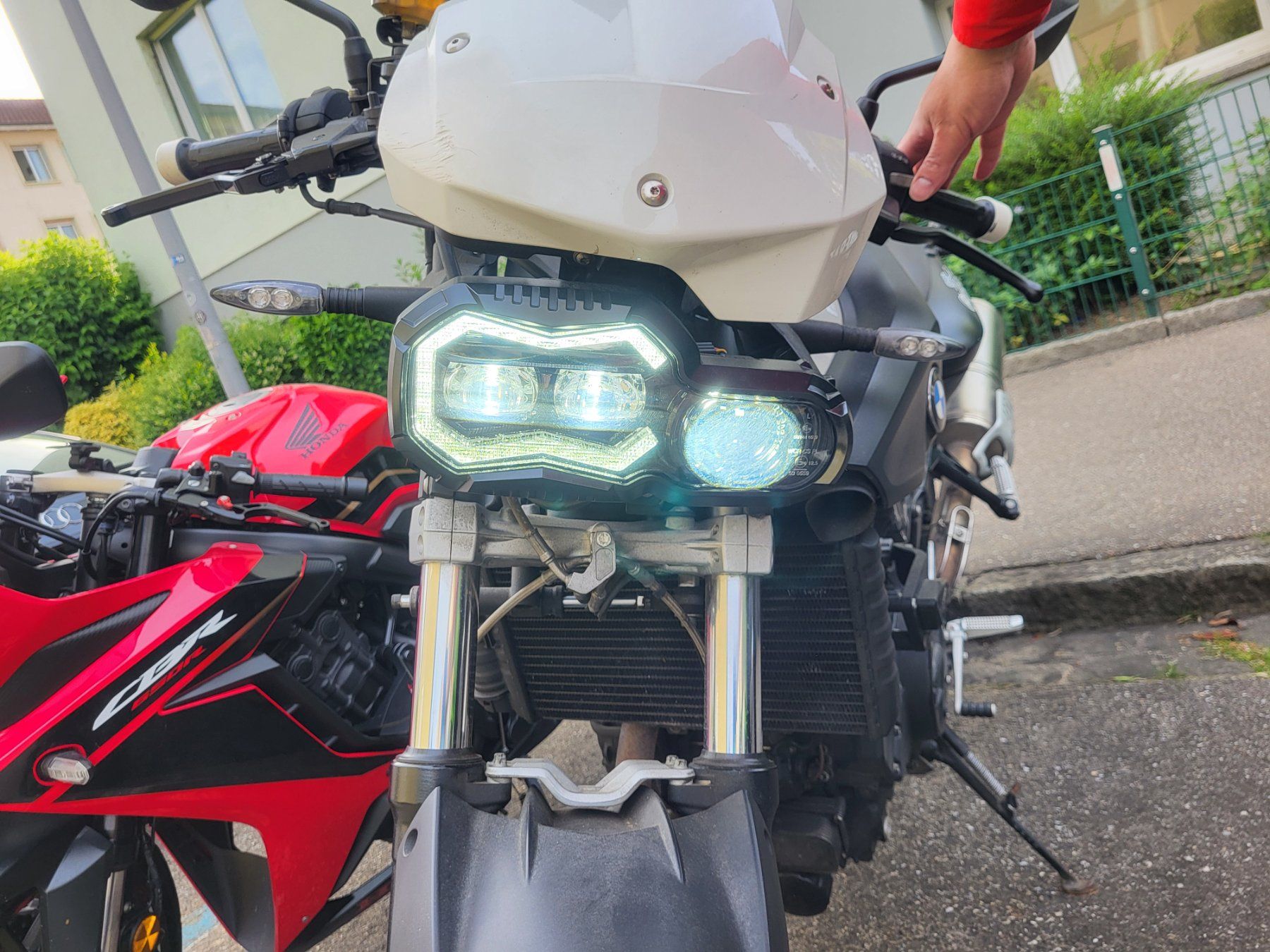 BMW Strada: BMW F 800 R 2010 – Usato da Basel venduto da Huesing 3