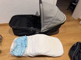 Tfk Wagen grau mit Babywanne und Sportsitz