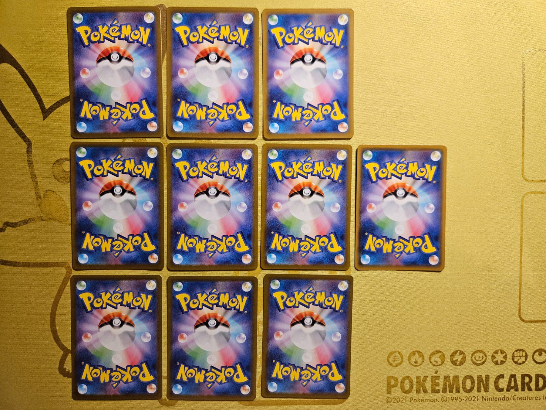 Pokémon Carte collezionabili: 10 Pokemon Cards set R - #25 – Usato da Bellinzona venduto da Pokemarco 1