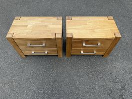 JNachtisch Set, 2x Eiche massiv in gebrauchtem Zustand 