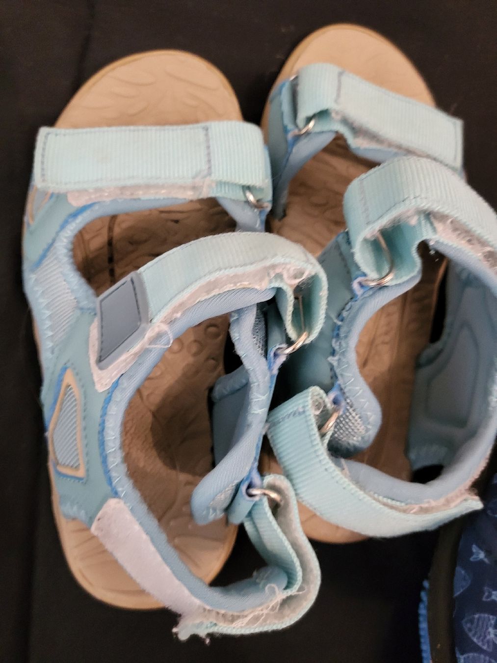 Schuhe für Jungen: Sommerschuhe ab Grösse 27 – Gebraucht aus Uetikon am See von dar_75gg 1