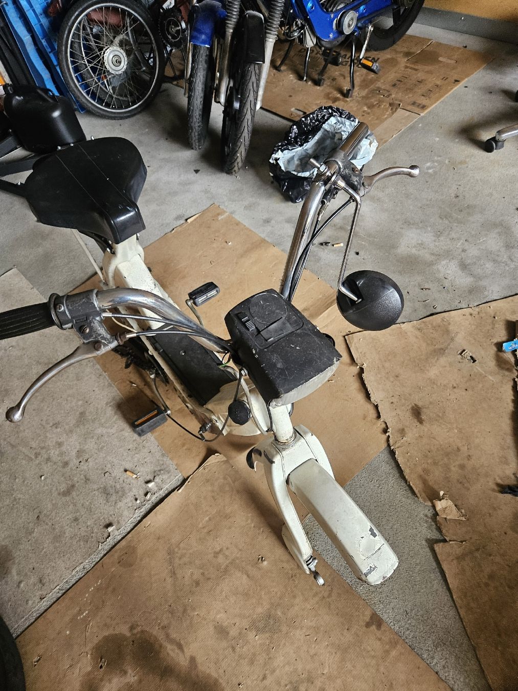 Piaggio Parti ricambio per ciclomotori: Paggio Ciao Rahmen – Difettoso da Buchs LU venduto da Roli2.0 2
