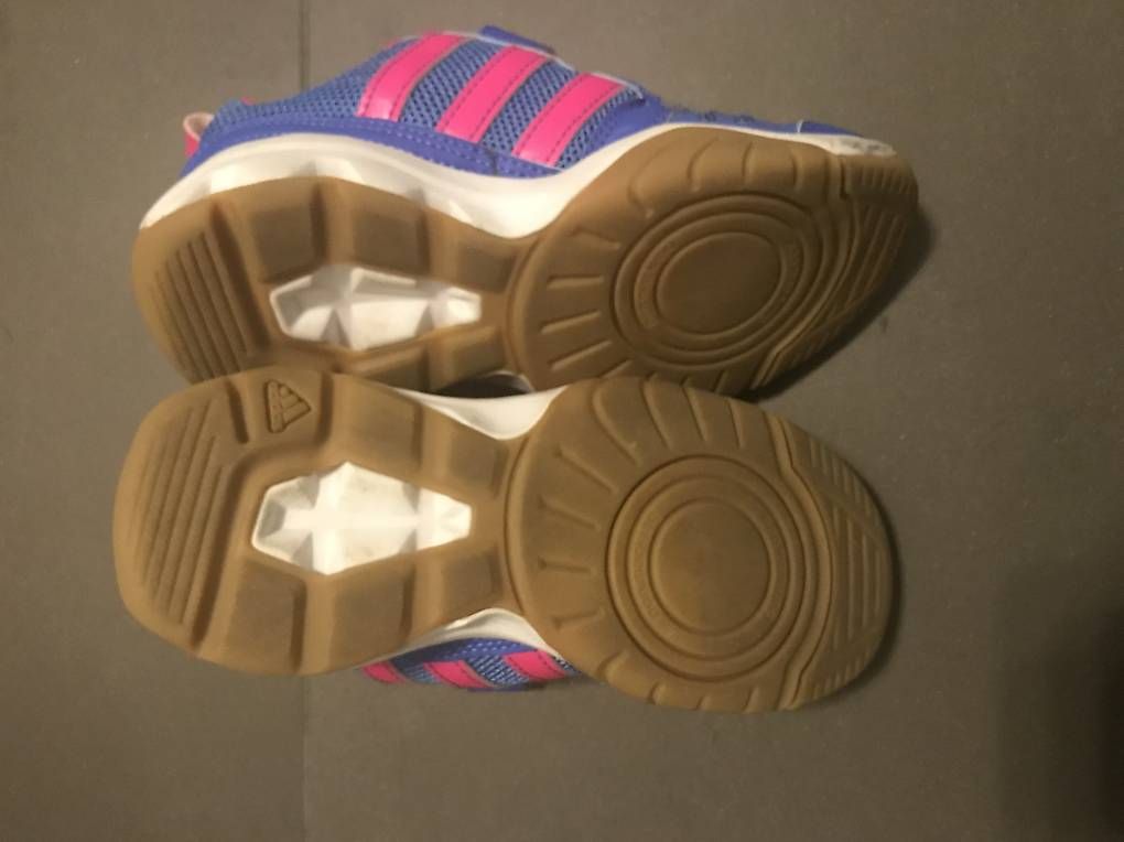 Scarpe per ragazzi: Adidas Schuhe – Usato da Lausen venduto da mirip86 1