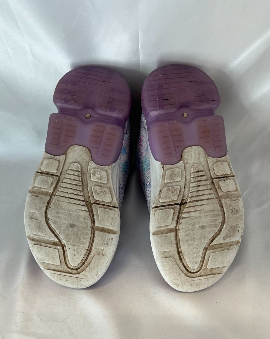 Scarpe per ragazze: Kinder Turnschuhe (Frozen) Gr. 28/29 – Usato da Zürich venduto da Drahtzug 1