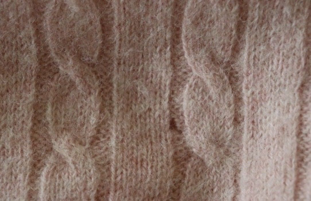 Maglioni & Felpe: Emporio Armani Wollpullover, Rosa Zopfmuster, Gr. L – Nuovo (secondo la descrizione) da Bülach venduto da noe_zsg8 4
