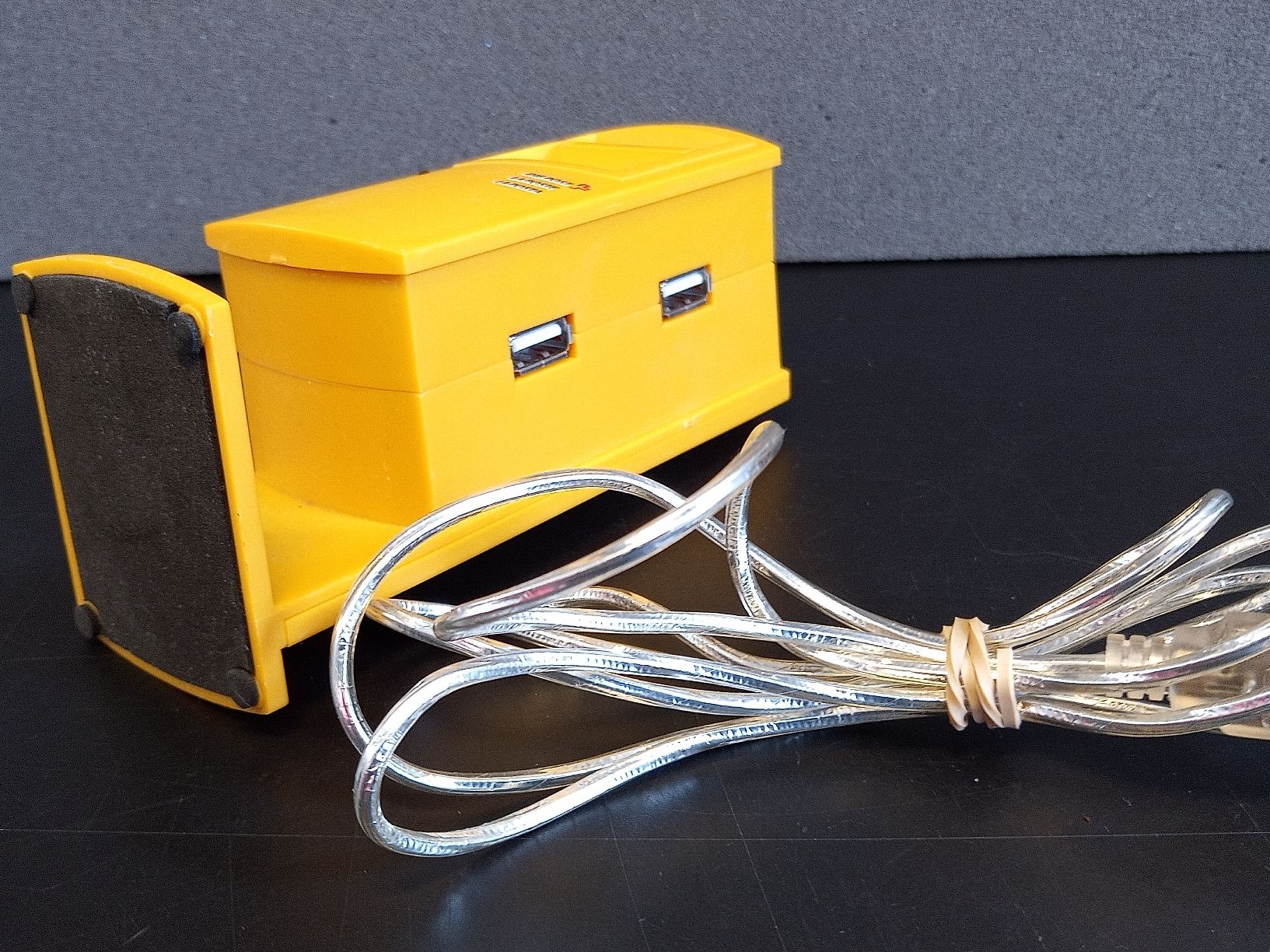 Ladegeräte: Die Post Briefkasten USB Ladestation - 4er USB Ladestation – Gebraucht aus Reiden von Zofi-Brocki 3
