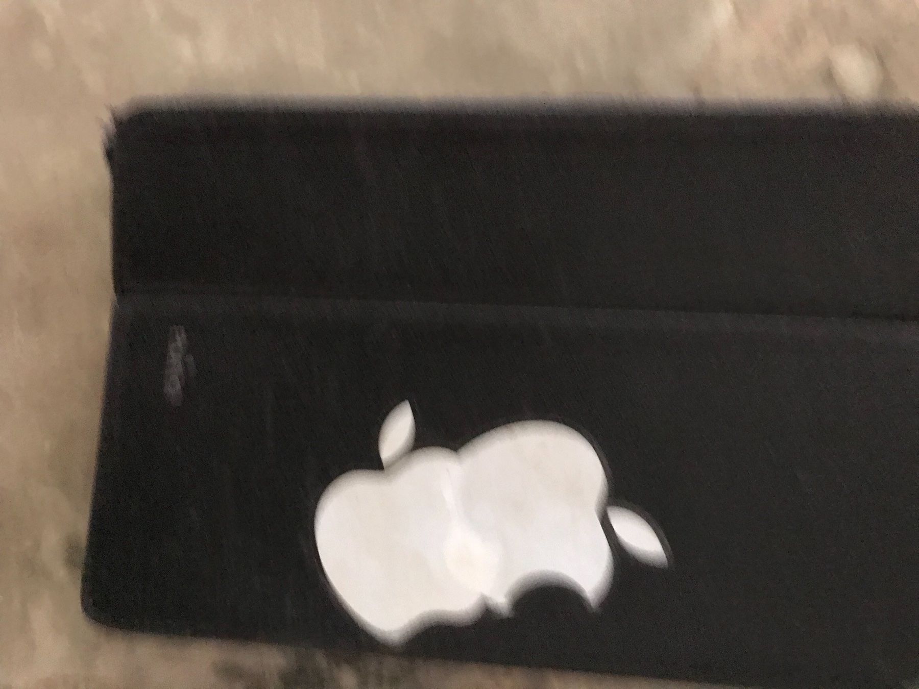 Apple Cover & Protezioni schermo: Coque pour Apple IPad mini – Usato da Bern venduto da Balharbour