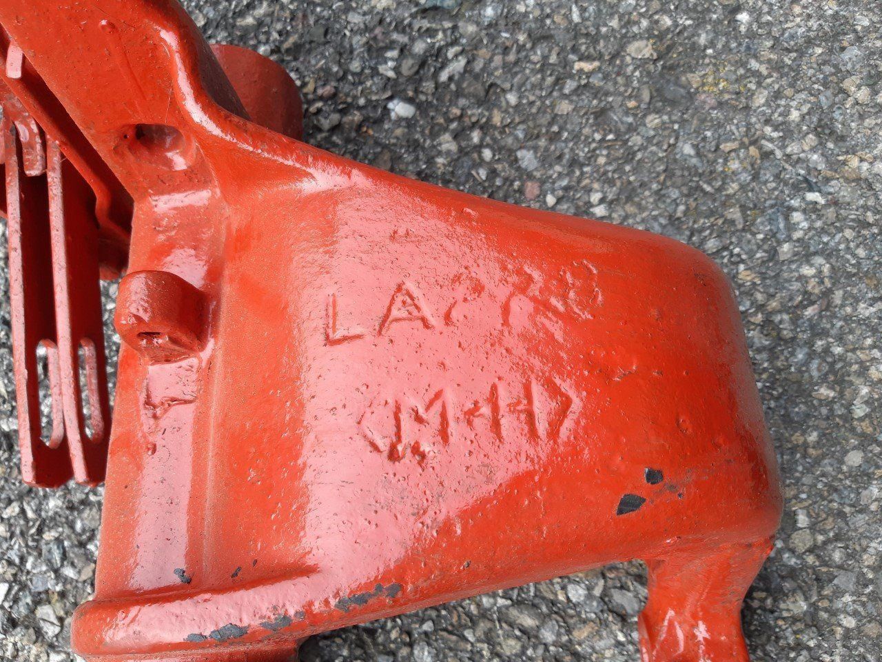 Trattori: Mähbalken Support Oldtimer Traktor – Usato da Dürnten venduto da Bachtel84 3