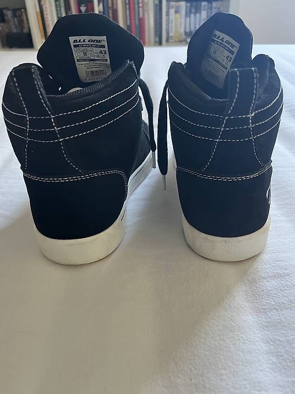 Scarpe da uomo: Boots excellent état pour motard – Usato da Genève venduto da Jippe52 1