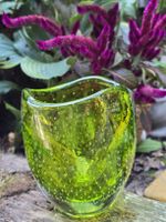 Theresienthal Vase Glas grün mit Luftblasen super Zustand
