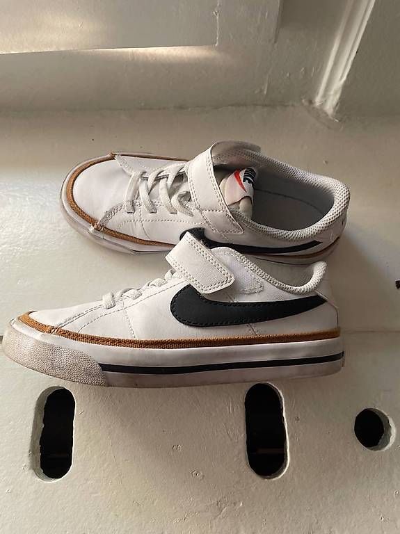 Nike Scarpe per ragazzi: Nike baskets taille 30 – Usato da La Chaux-de-Fonds venduto da tuoro25 4