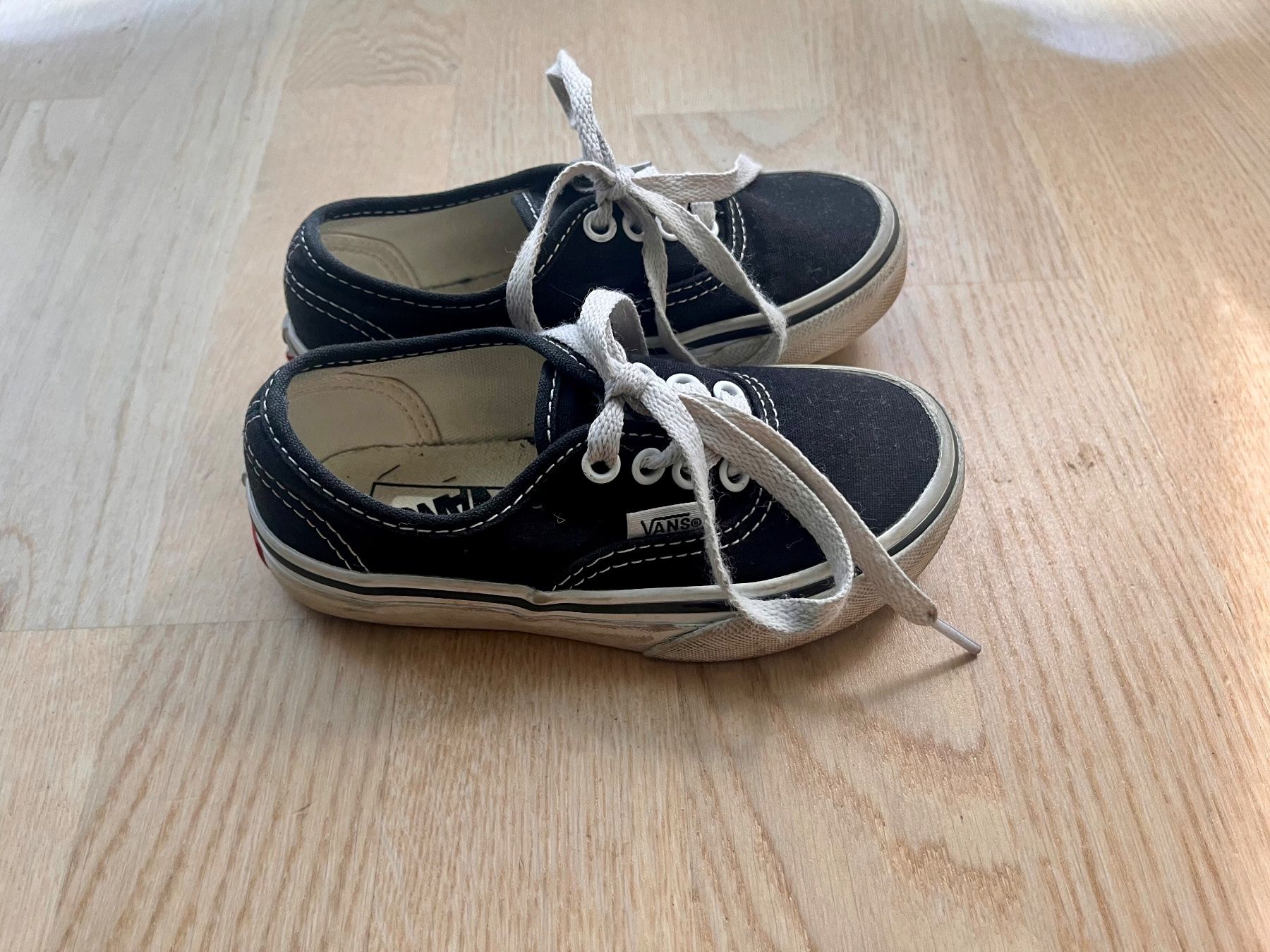 Vans Scarpe per ragazzi: Vans Turnschuhe Gr. 27 – Usato da Zürich venduto da davidihagee 2
