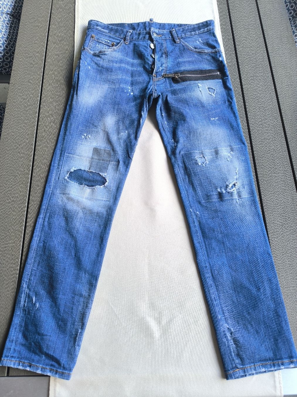 Dsquared2 Jeans: dsquared2 jeans TG 46 – D'occasion à Oensingen par Outlet_Super_Sale