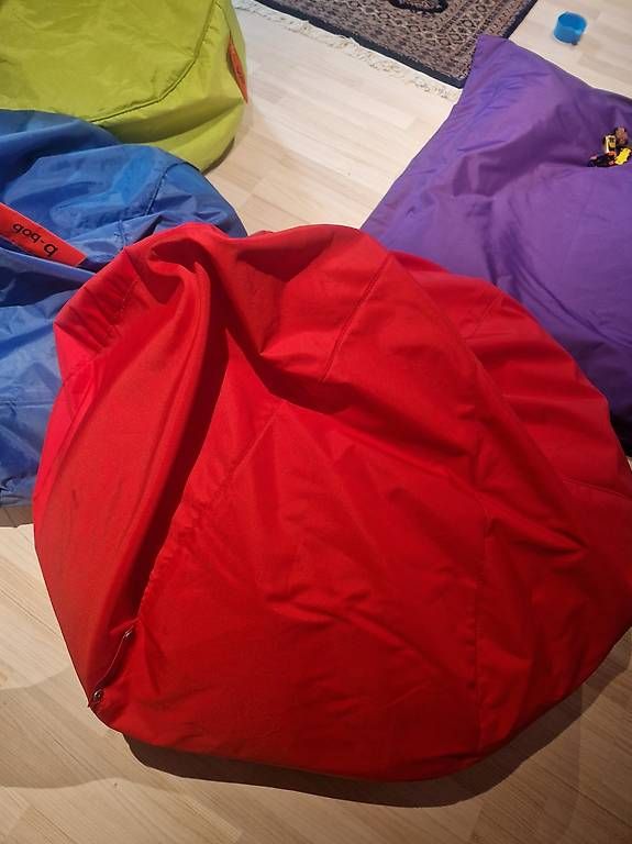 Sgabelli: Vendo pouf – Usato da Semione venduto da roberta-roby 3
