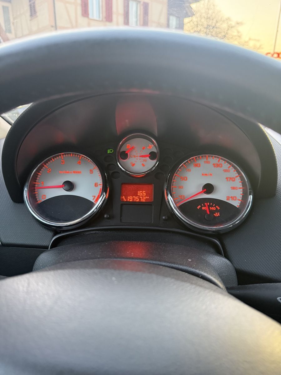 Peugeot Autos: Peugeot 207 1.4 16 Valfe – Gebraucht aus Oberburg von asi_b5h9 1