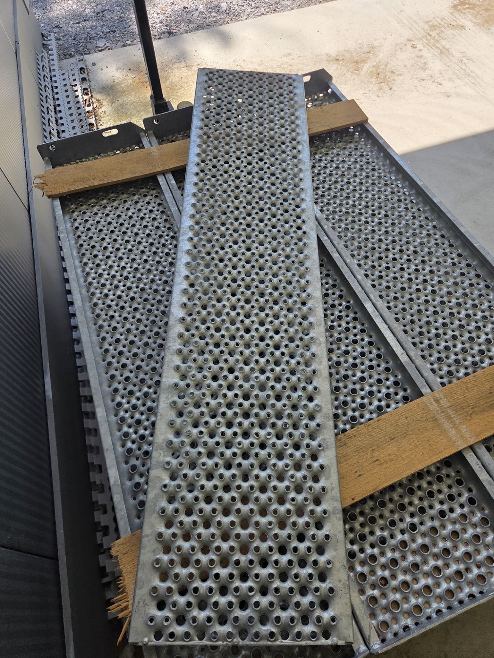 Escaliers: Treppenstufen Metall – Neuf (Voir description) à Niederstocken par ueli_3632 1
