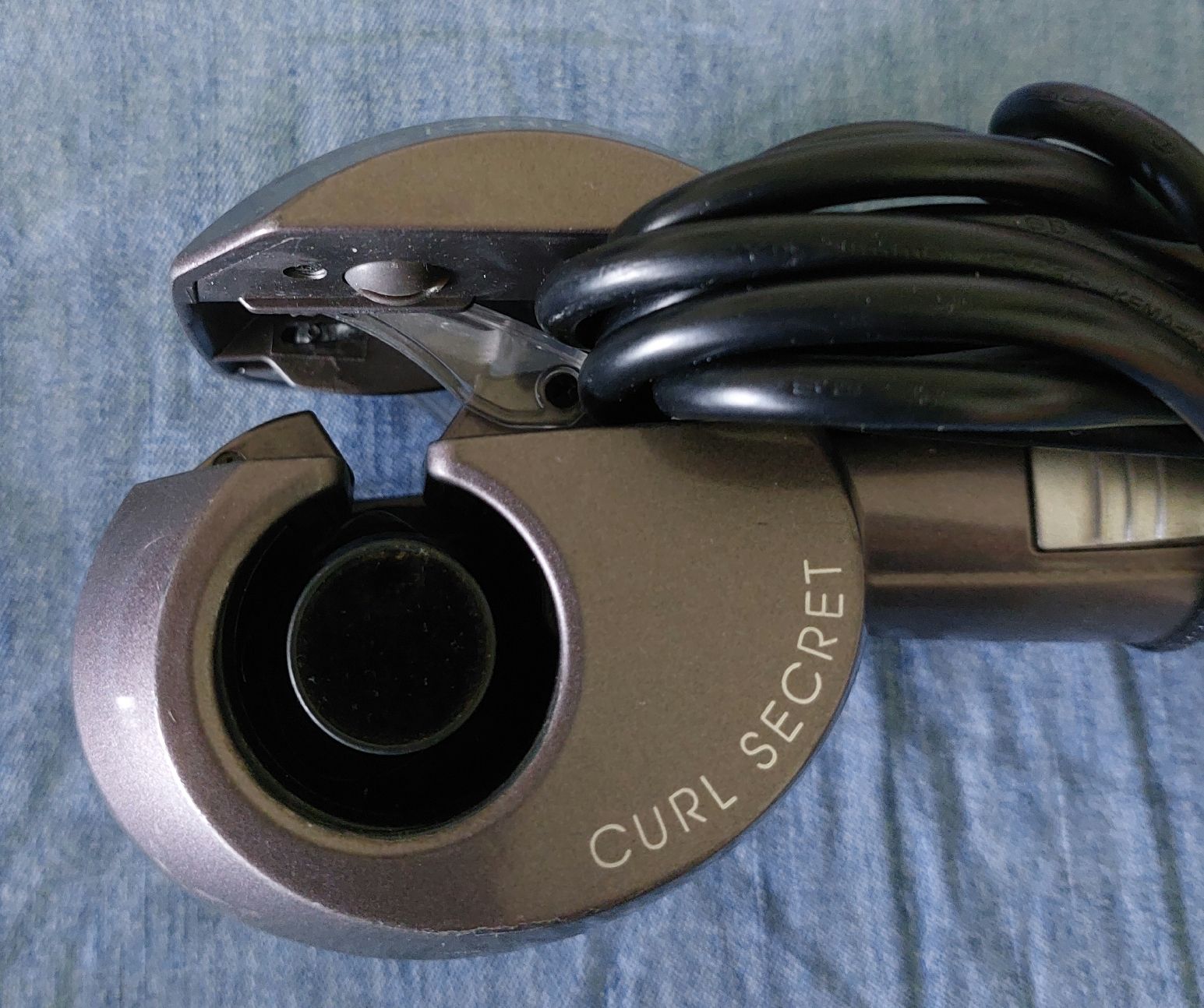 BaByliss Lockenstäbe & Haarglätter: Haarcurler – Gebraucht aus Unterägeri von SaLeuen