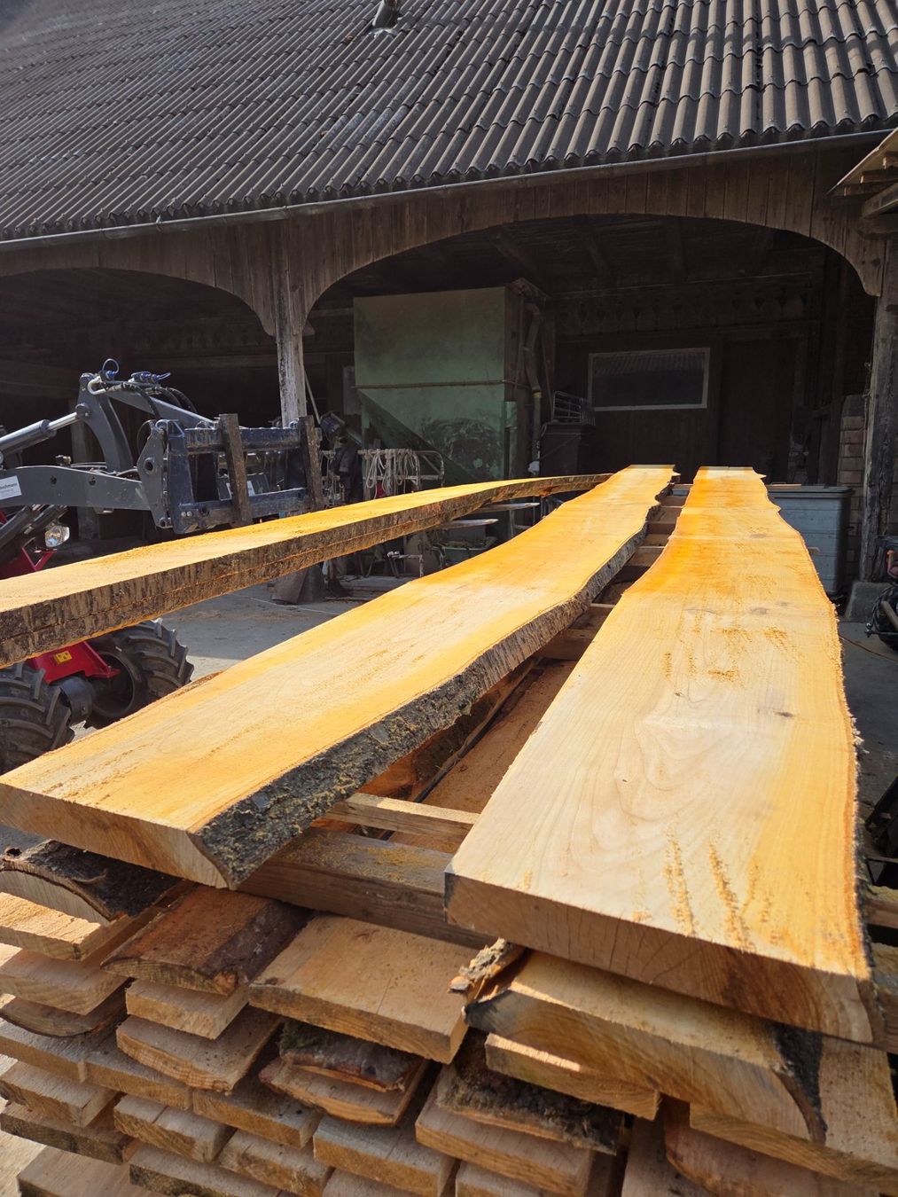Articoli in legno: Kirschbaum Bretter Stamm Holz – Usato da Aettenschwil venduto da Betrieb87