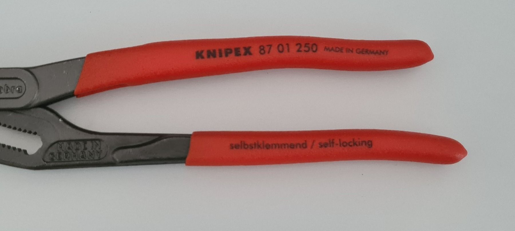 Knipex Handwerkzeuge: Wasserpumpenzange KNIPEX Cobra 250 – Neu und originalverpackt aus Spreitenbach von  1