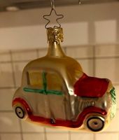 Hübscher Weihnachts-Anhänger, buntes Auto aus Glas