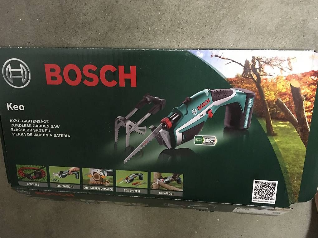Sägen: Bosch Akku -Gartensäge – Gebraucht aus Zürich von BuenosAires03
