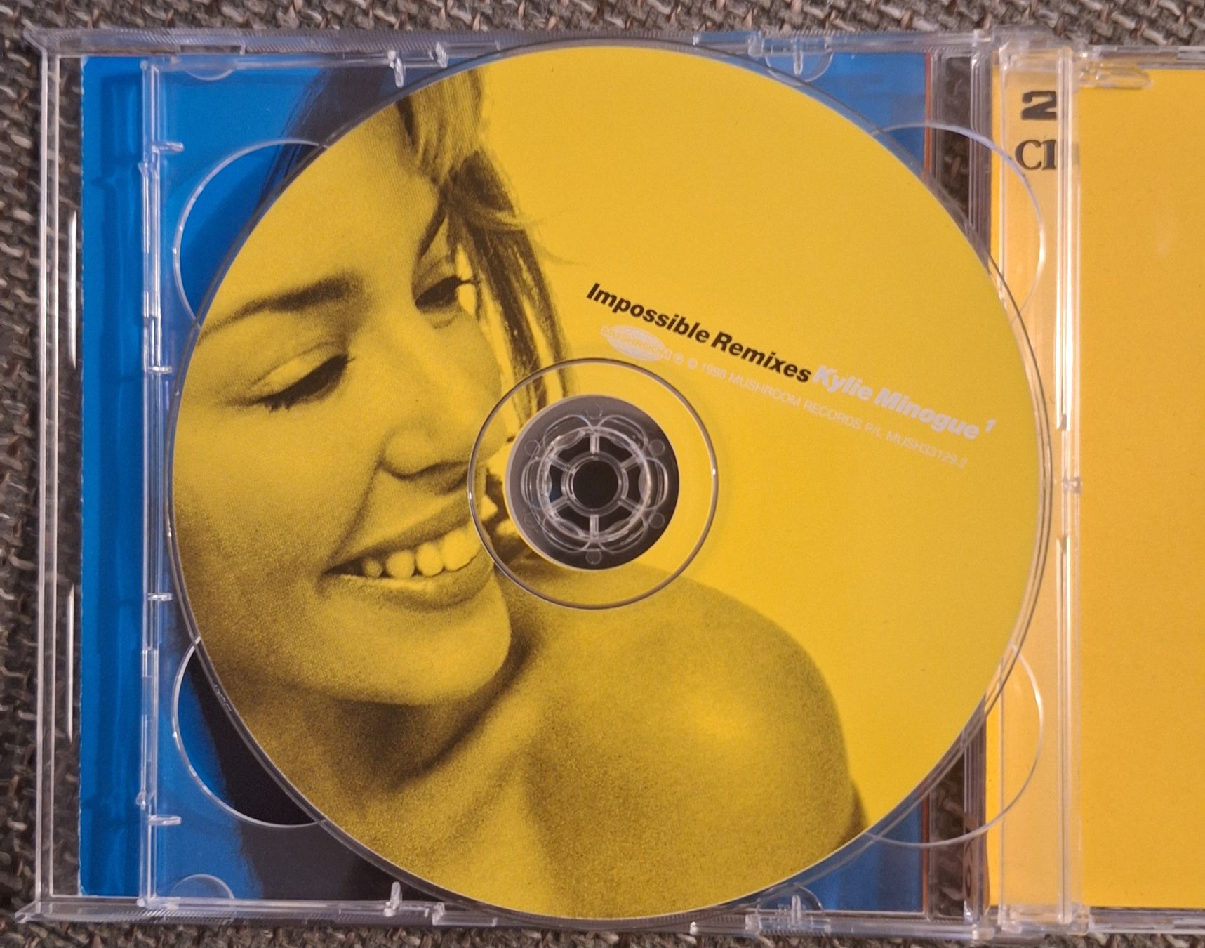 CD: Kylie Minogue Impossible Remixes 2CD – Nuovo (secondo la descrizione) da Luzern venduto da thomarco 3