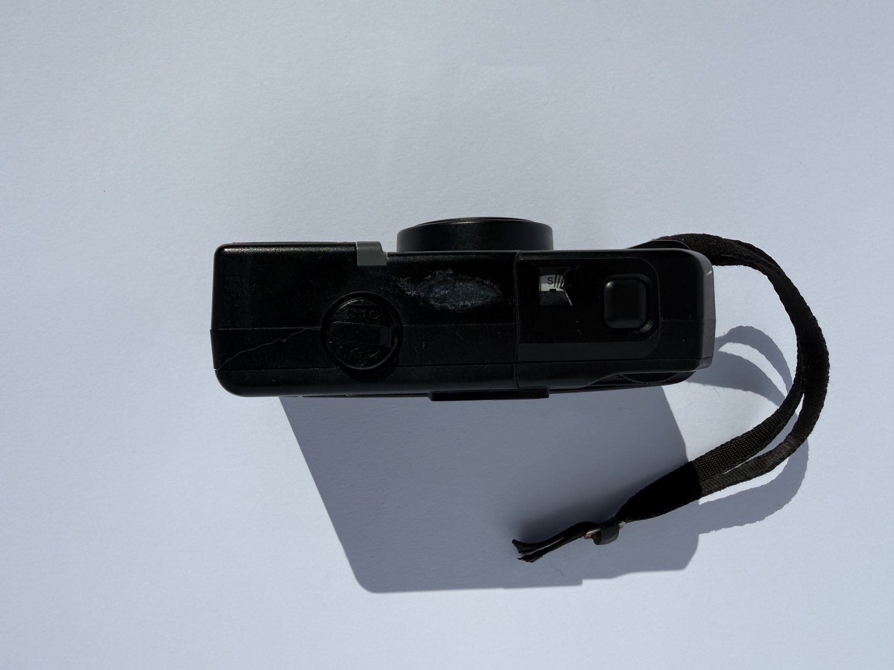 Konica Kamera: Compact 35mm Konica EFP 2 + Hexanon 38mm + Flash – Gebraucht aus Marin-Epagnier von EagleOne 1