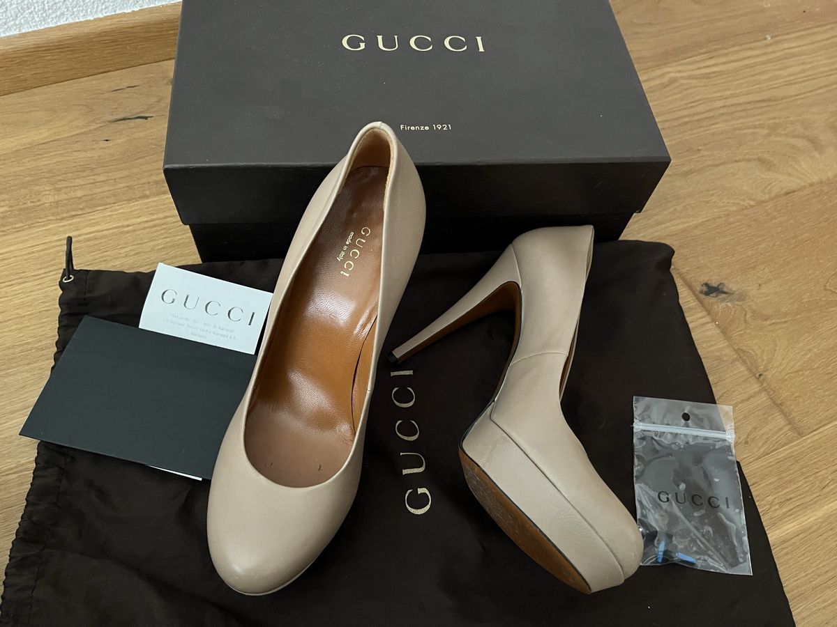 Gucci Damenschuhe: Gucci Platform Pumps Nude EU 39 – Gebraucht aus Windisch von bymarikaa 1